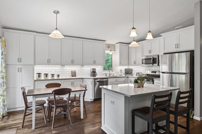7062 2nd Ave, Lino Lakes, MN 55014
