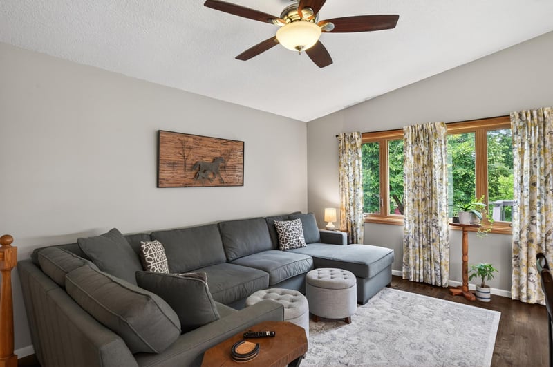 7062 2nd Ave, Lino Lakes, MN 55014
