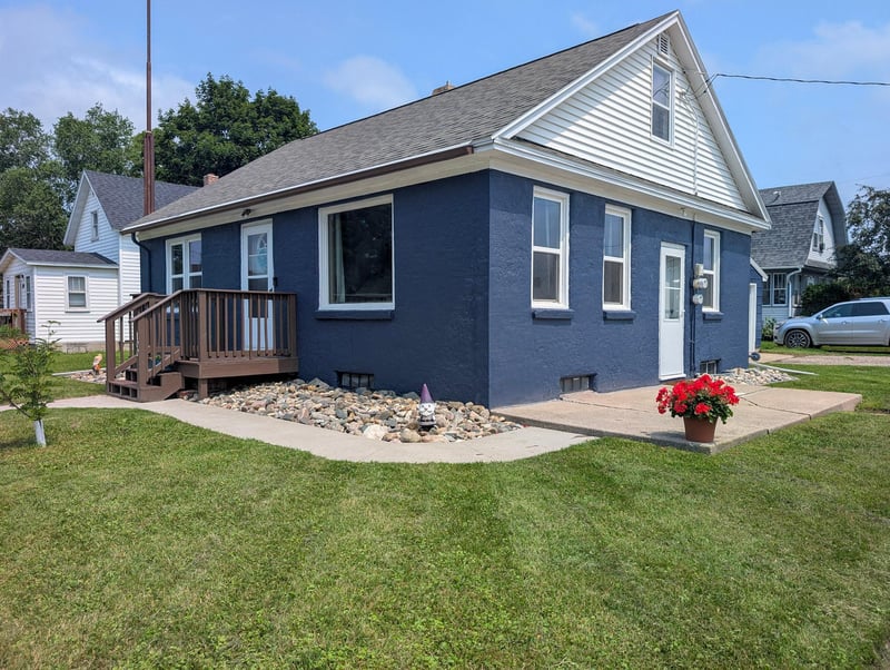 100 Walker Ave N, New York Mills, MN 56567