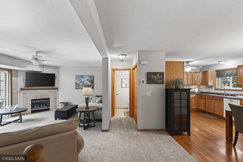 13906 Glendale Trl, Savage, MN 55378