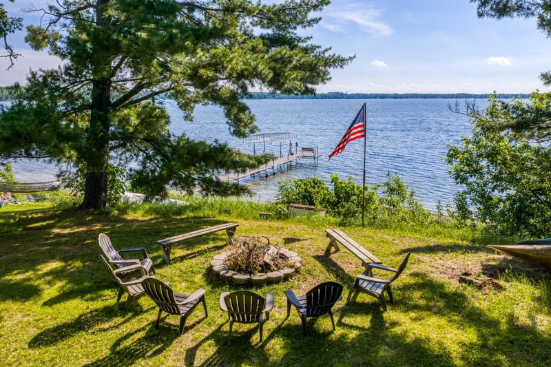 51792 Wildflower Dr, Bemidji, MN 56601