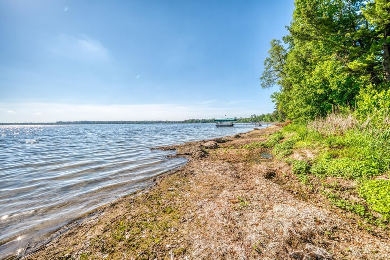 51792 Wildflower Dr, Bemidji, MN 56601