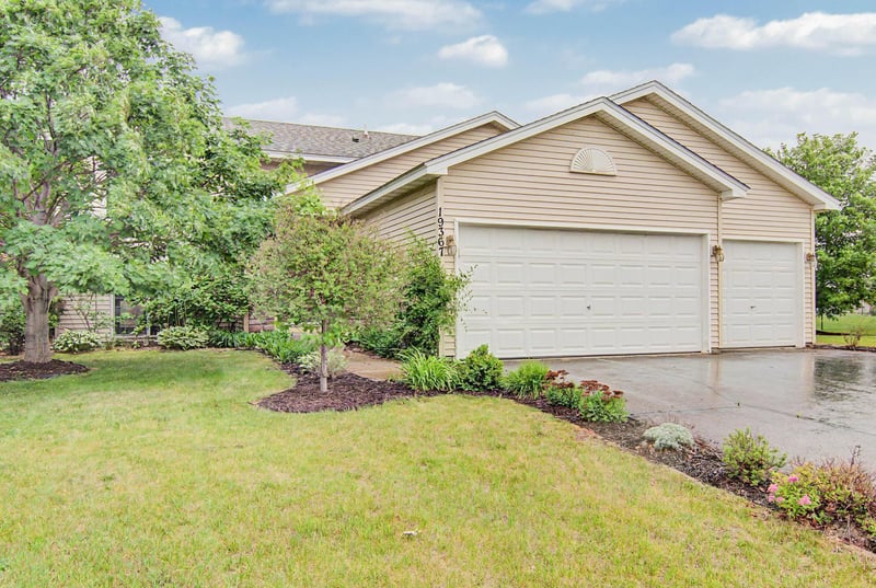 19367 Karen Ln, Big Lake, MN 55309