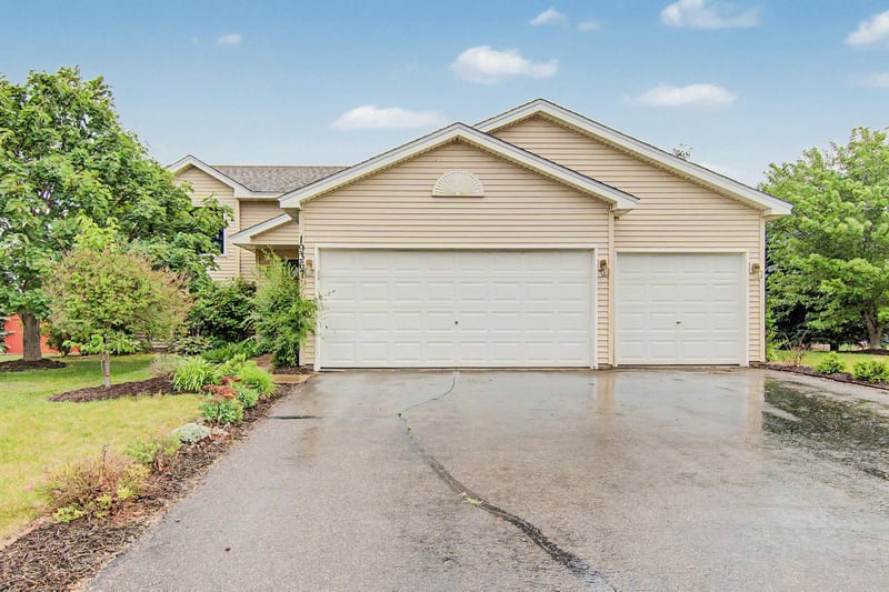 19367 Karen Ln, Big Lake, MN 55309