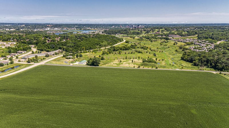 4700 Country Club Rd SW, Rochester, MN 55902