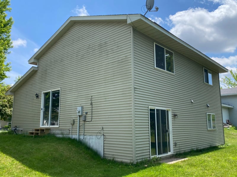 309 13th Ave NE, Buffalo, MN 55313