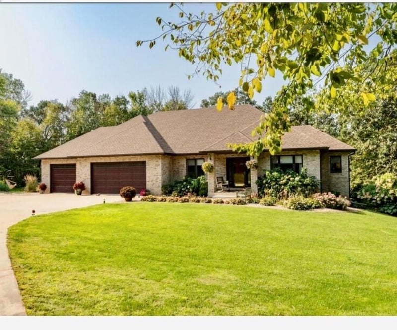 3273 Grand View Ln SW, Byron, MN 55920