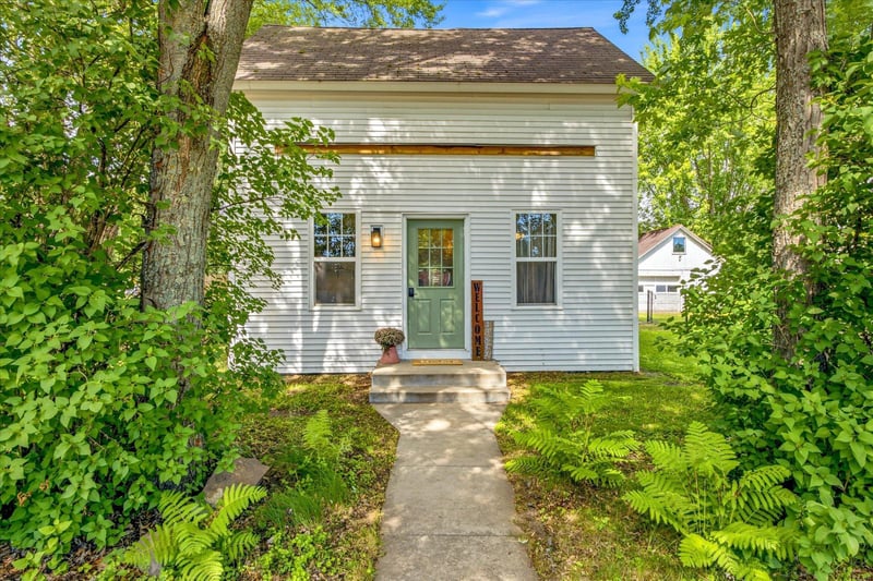 43832 Ginger Ave, Harris, MN 55032