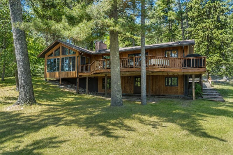 26610 Parkway Dr, Nisswa, MN 56468