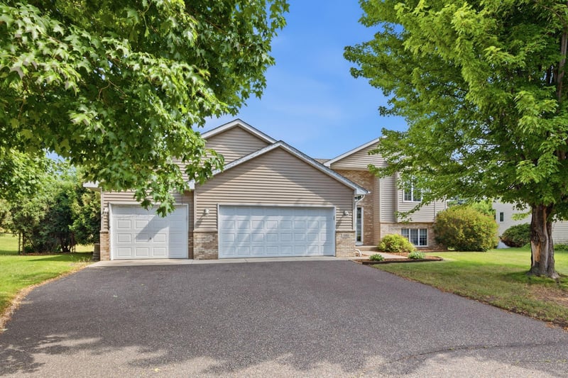 11060 14th St NE, Hanover, MN 55341