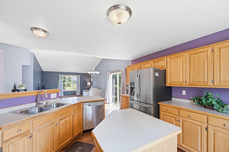 11060 14th St NE, Hanover, MN 55341