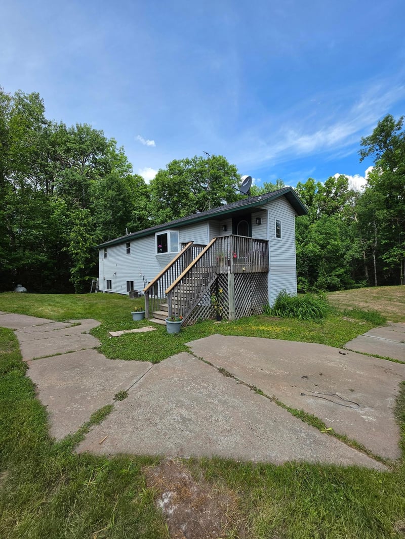 19321 Klondike Loop, Grasston, MN 55030