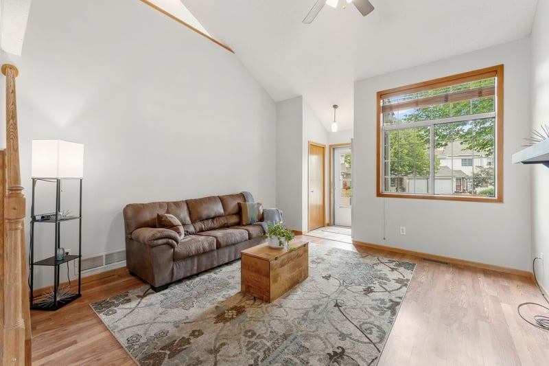 12857 Echo Ln, Apple Valley, MN 55124
