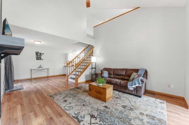 12857 Echo Ln, Apple Valley, MN 55124
