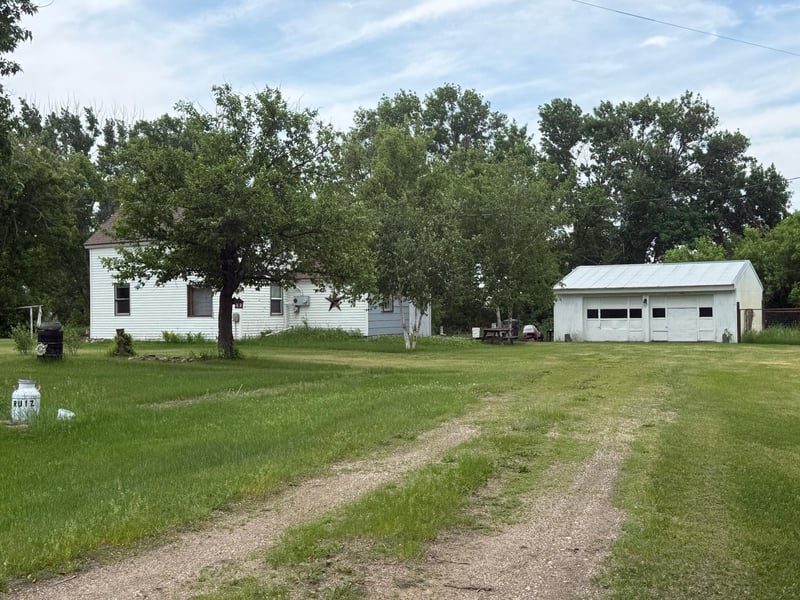 3407 300th Ave, Gary, MN 56545