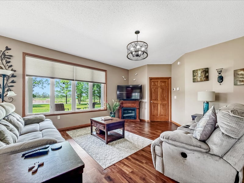 500 Shoreacres Ct SW, Bemidji, MN 56601
