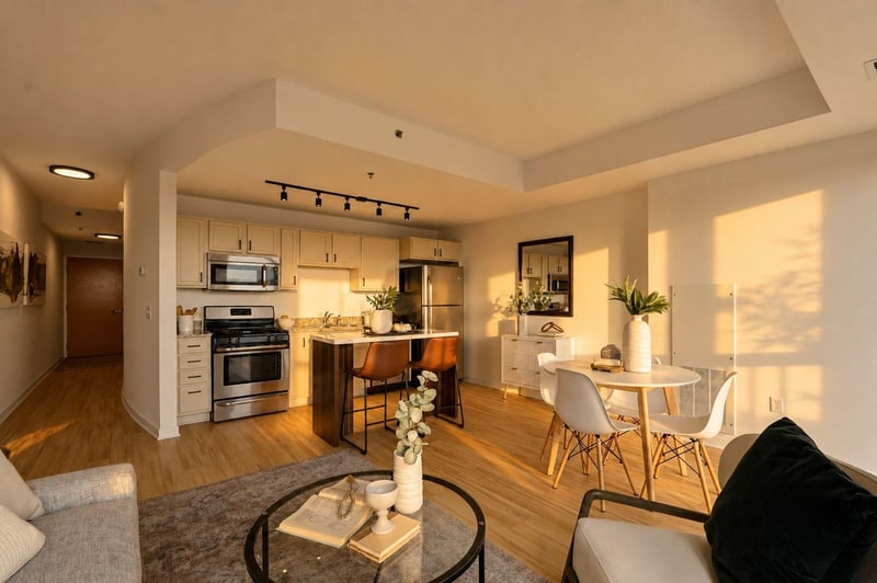 929 Portland Ave #810, Minneapolis, MN 55404