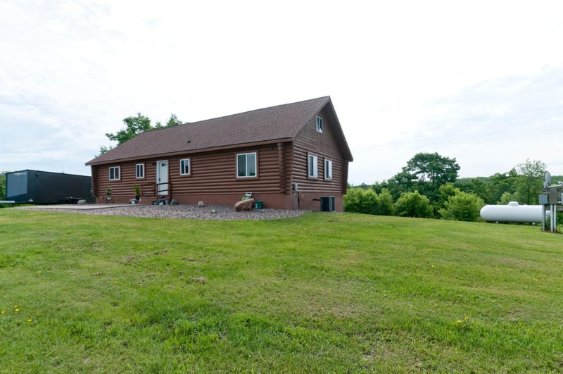 W15991 Random Ridge Rd, Weyerhaeuser, WI 54895
