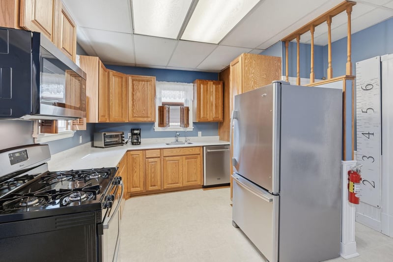 424 S Ramsey Ave, Litchfield, MN 55355