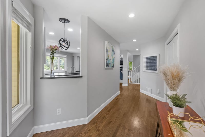 4131 Eau Claire Trl NE, Prior Lake, MN 55372