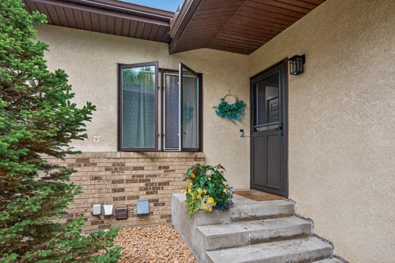 149 Riverview Dr #11, Monticello, MN 55362