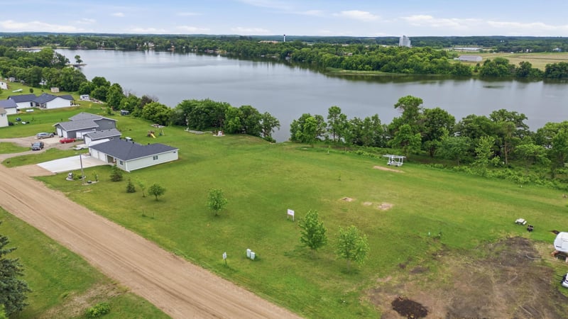 463 North Shore Dr, Underwood, MN 56586