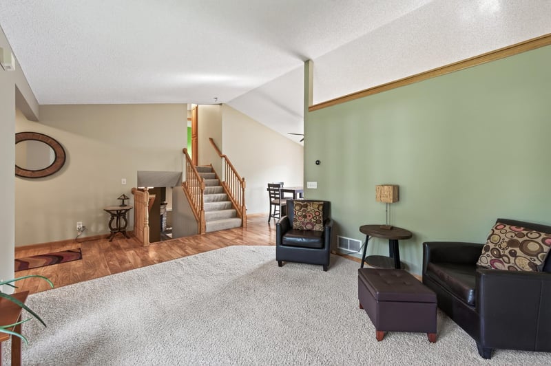 6007 Nathan Blvd, Rockford, MN 55373