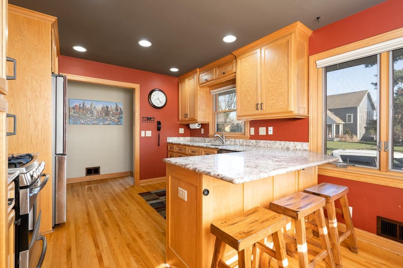 1400 Maryland Ave S, Saint Louis Park, MN 55426