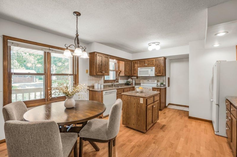 14826 95th Pl N, Maple Grove, MN 55369