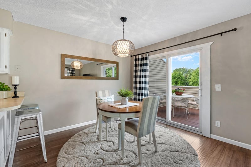 3859 Dolomite Dr, Eagan, MN 55122