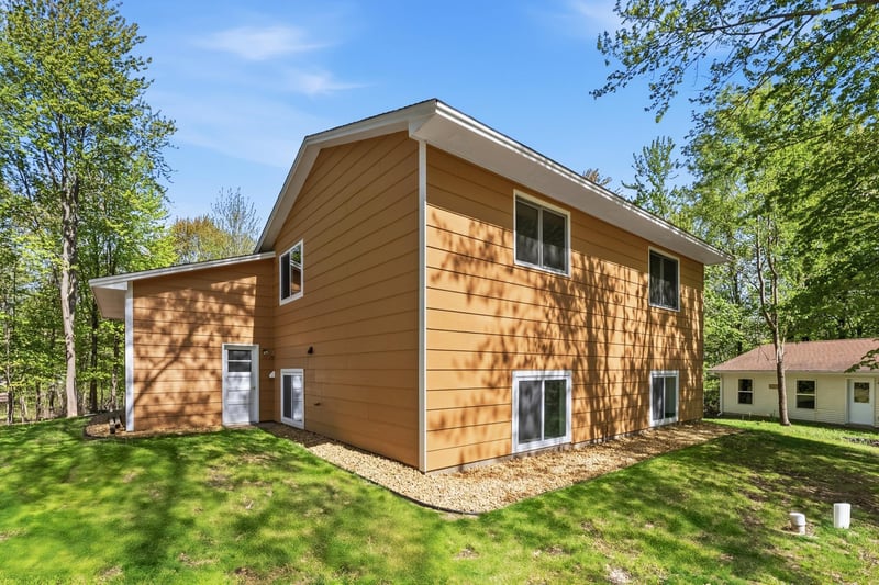 24301 E Typo Dr NE, Stacy, MN 55079