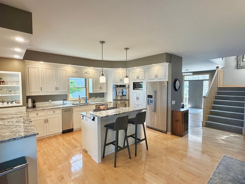 11688 Indian Beach Rd, Spicer, MN 56288