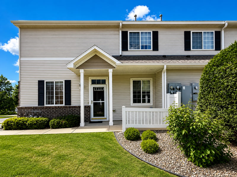 5886 Camellia Ct NW, Rochester, MN 55901