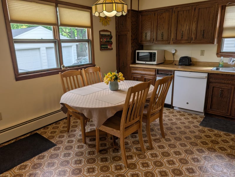1124 8th St, International Falls, MN 56649