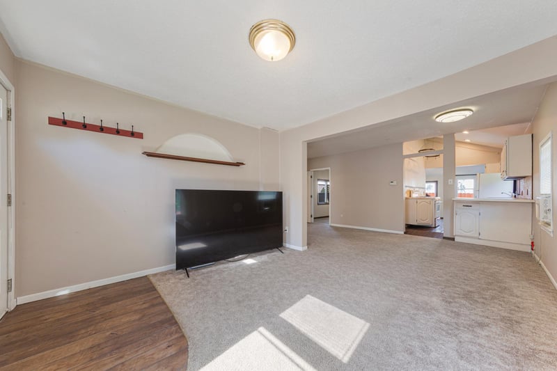 109 Florence St, Mankato, MN 56001