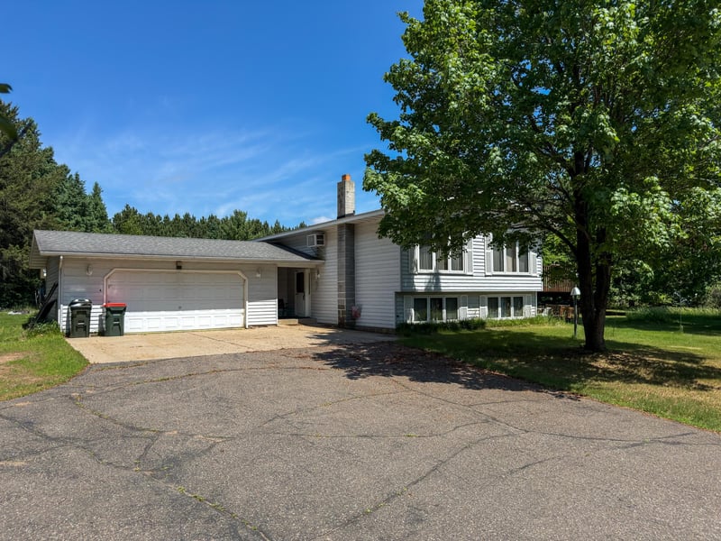 10556 Gilbert Shores Dr, Brainerd, MN 56401