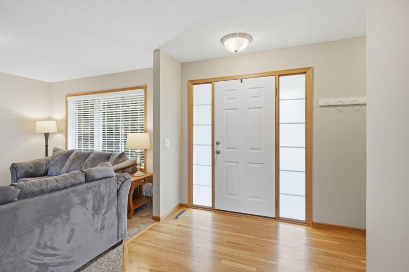 1310 Birch Dr, Mayer, MN 55360