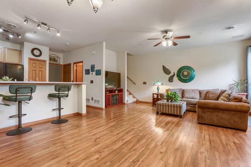 11041 Fergus St NE #B, Blaine, MN 55449