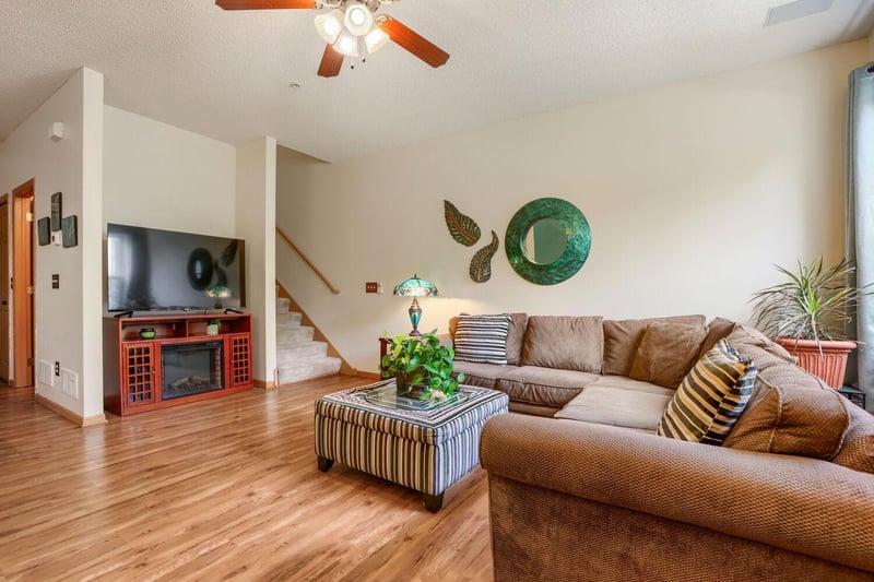 11041 Fergus St NE #B, Blaine, MN 55449