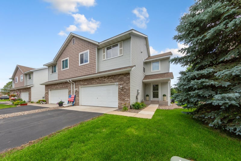 2382 Rushmore Rd, Hastings, MN 55033