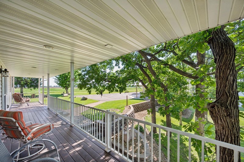 6897 95th Ave SE, Clear Lake, MN 55319