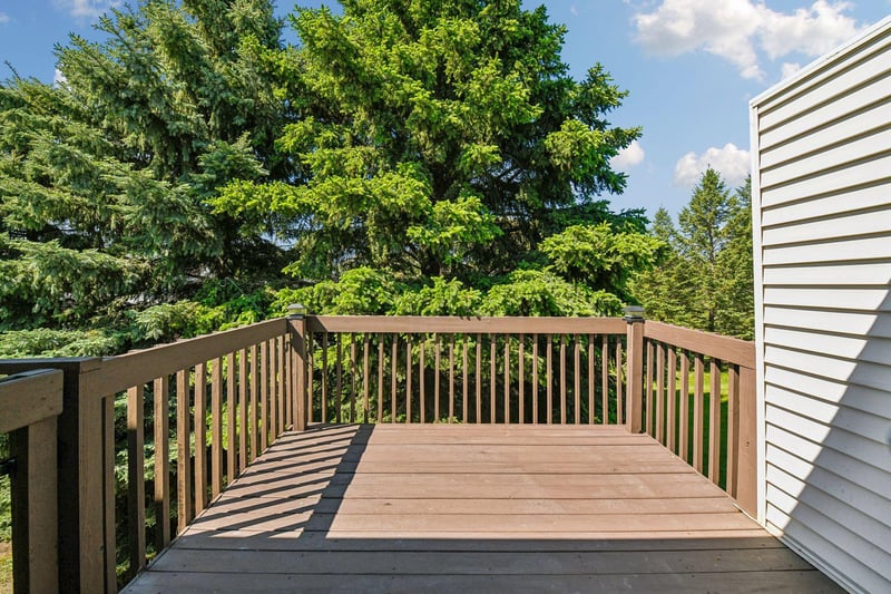 917 Countryside Rd, Waconia, MN 55387