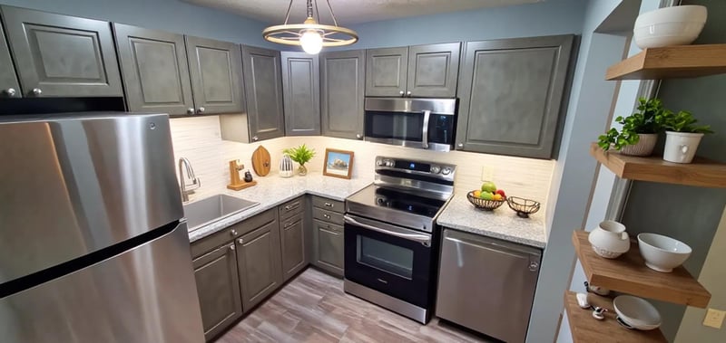 3420 Golfview Dr #121, Eagan, MN 55123