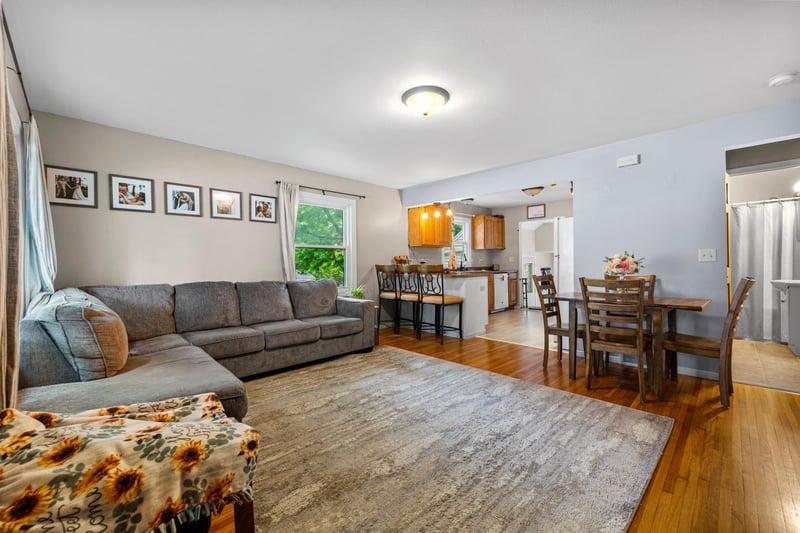 305 2nd St, Cleveland, MN 56017
