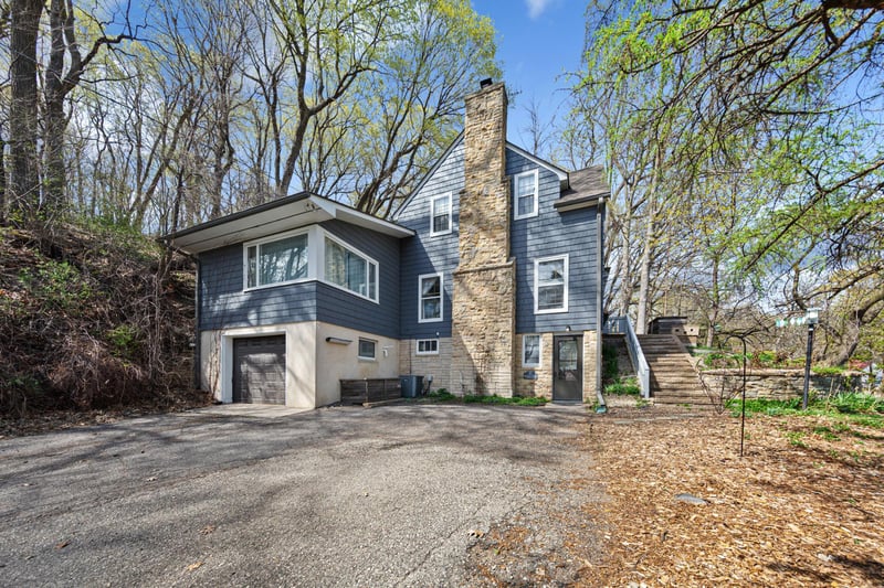 5 Walden Pl, Northfield, MN 55057