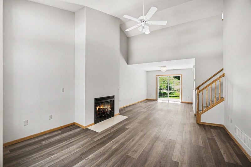 18191 Cattail Ct, Eden Prairie, MN 55346
