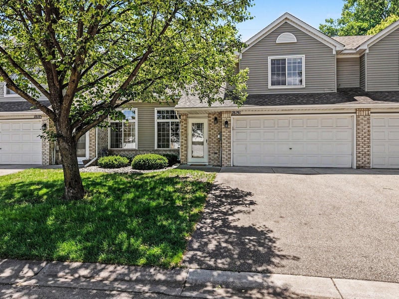 18191 Cattail Ct, Eden Prairie, MN 55346