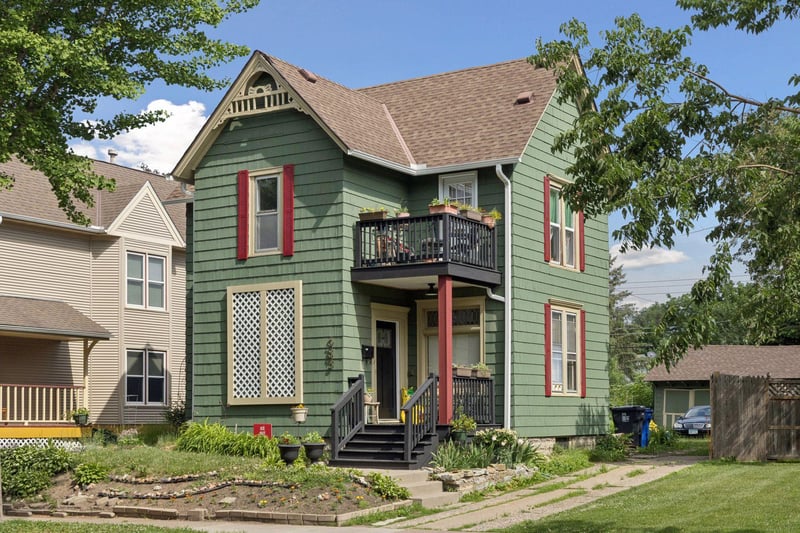 583 Marshall Ave, Saint Paul, MN 55102