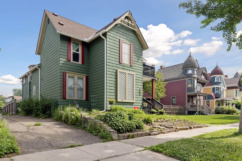 583 Marshall Ave, Saint Paul, MN 55102