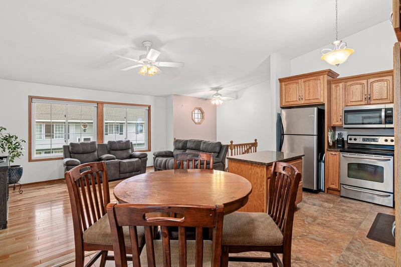 7923 147th St W, Apple Valley, MN 55124